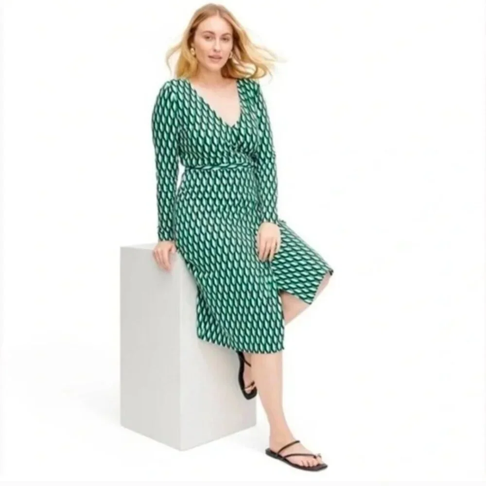 Diane Von Furstenberg for Target Geometric Original Wrap Dress - Large - Picture 2 of 6